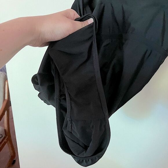 Torrid Women’s NWT’s Plus Size Wireless Lattice One-Piece Black Swimsuit Size 2X - Picture 9 of 14